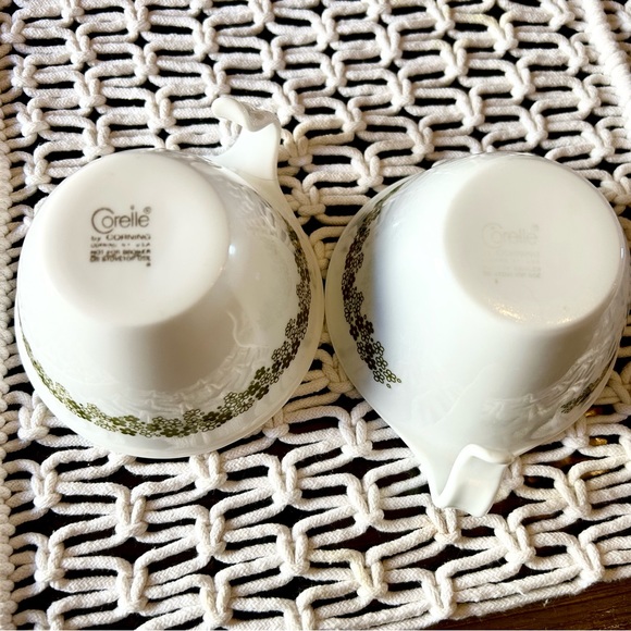 VINTAGE Correlle Spring Blossom Crazy Daisy Tea Cups - Picture 6 of 6